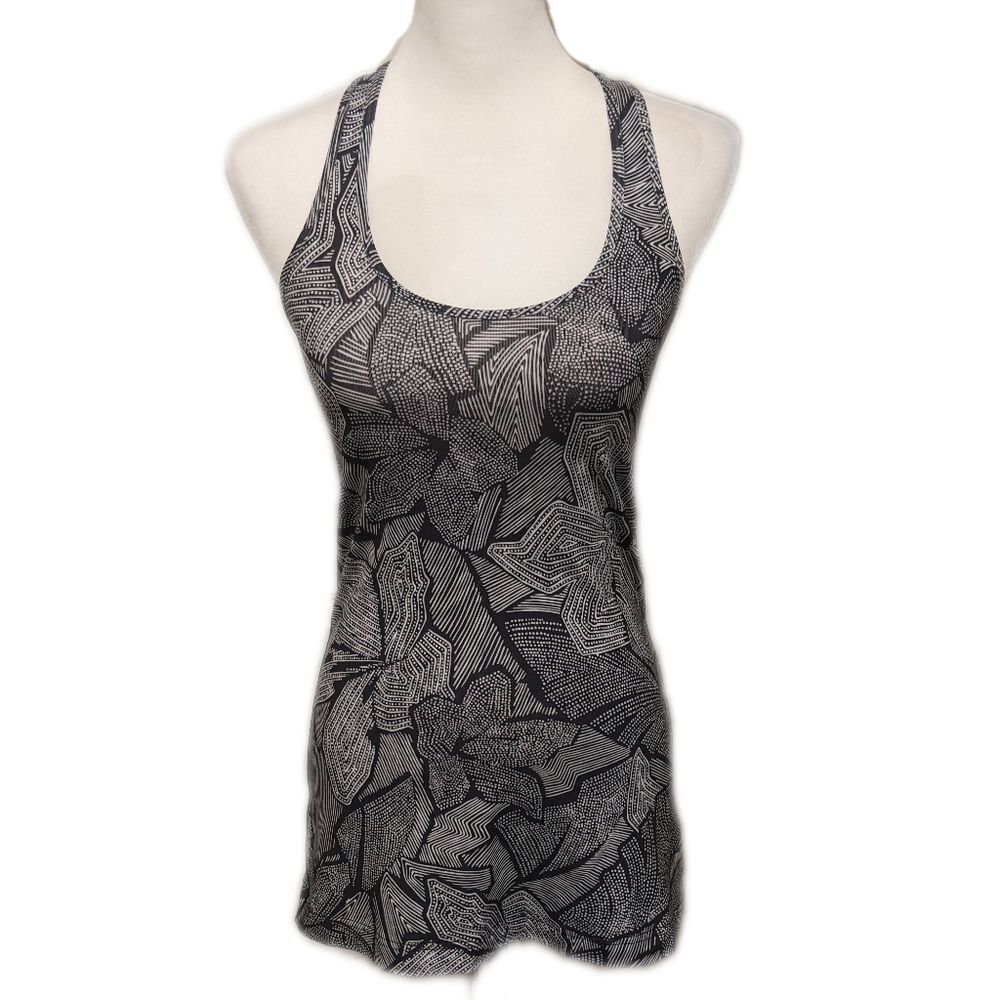 Lululemon Dottie Tribe black & white cool racerback tank top, no tags 4